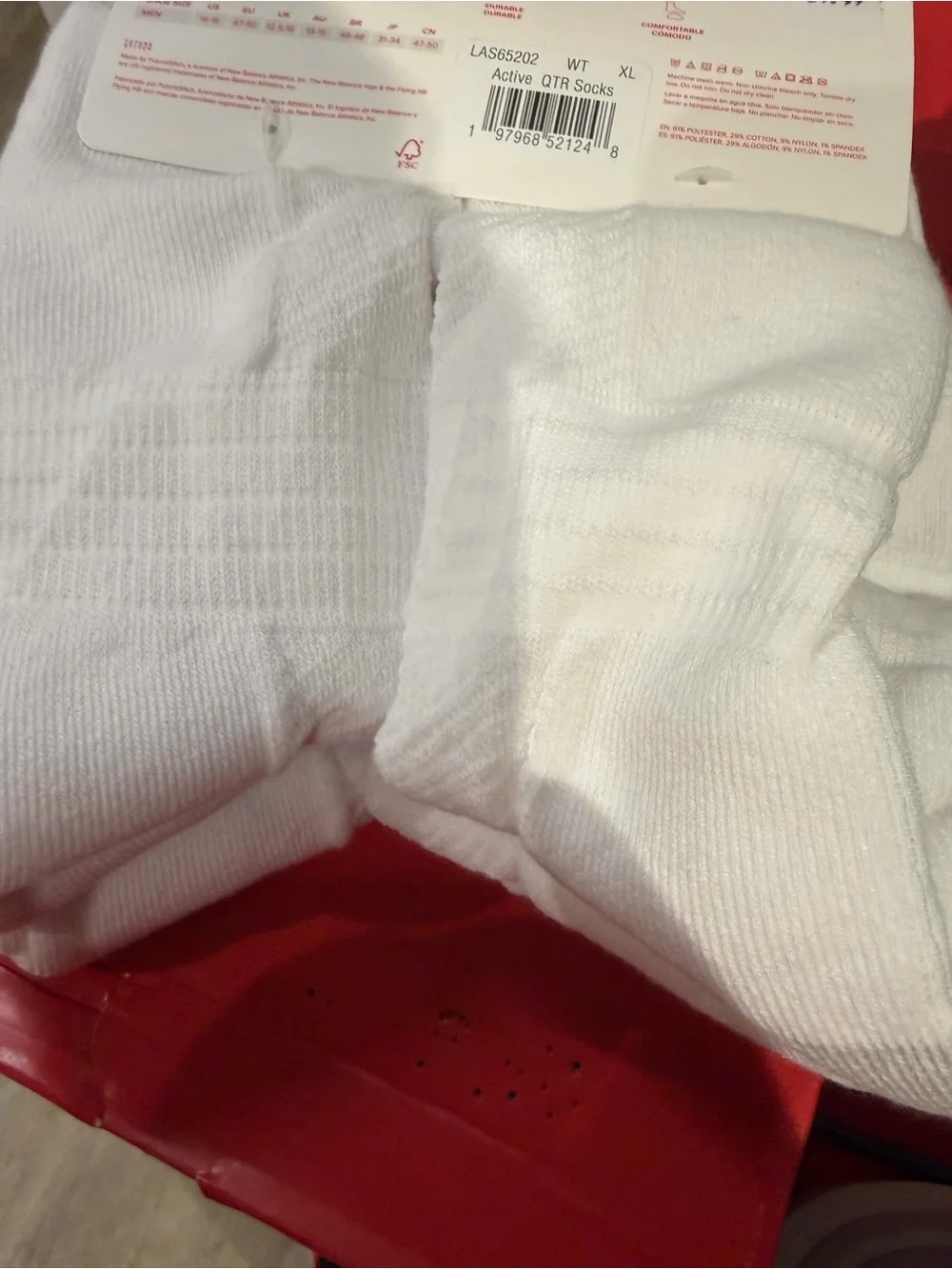 New Balance White Athletic active Quarter Socks with Gray Accents 6 pairs new